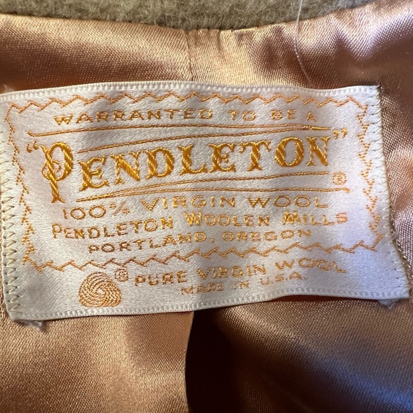 Pendleton 100% virgin wool camel-color trench coat. Size small. - Picture 2 of 16